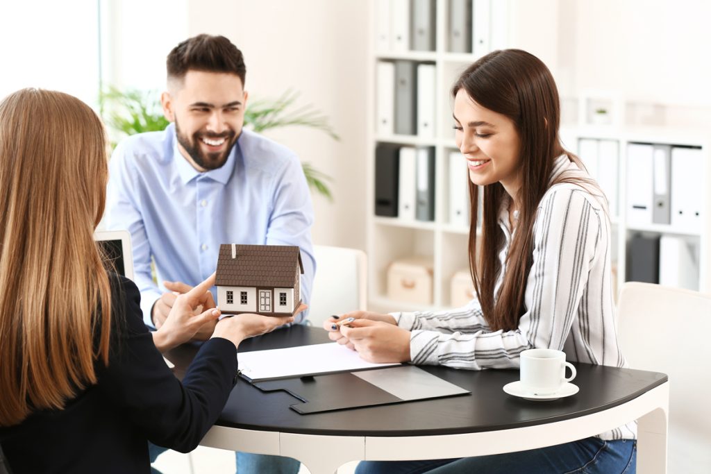When choosing a Real Estate Agent to sell your most valuable asset, we know how hard it can be. You have to choose a professional who you can trust and feel comfortable with.